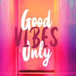 Show image 3